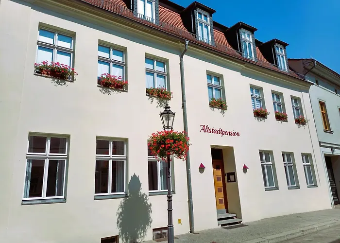 Altstadtpension Brandenburg Casa de hóspedes 3*